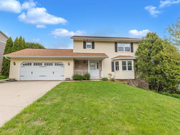 2941 Maple Run Drive, Madison, WI 53719