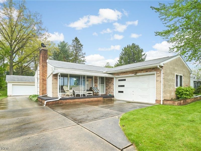 1730 Spring Valley Avenue NW, Canton, OH 44708 Photo 1