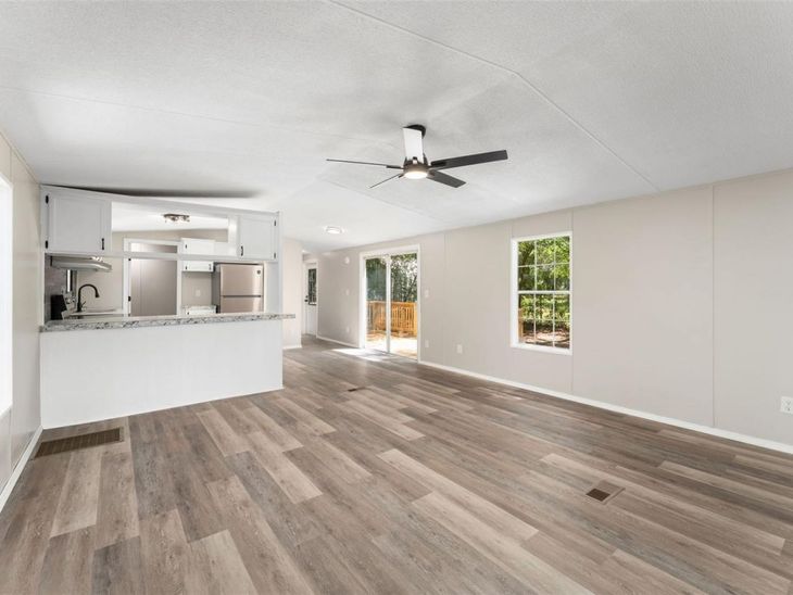 102 Tree Farm Road, Hawthorne, FL 32640