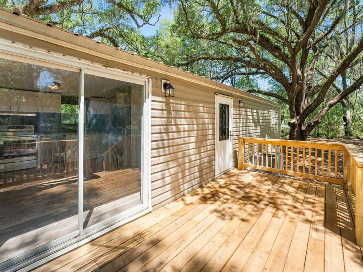 102 Tree Farm Road, Hawthorne, FL 32640