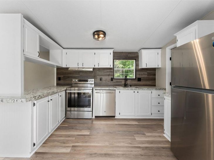 102 Tree Farm Road, Hawthorne, FL 32640
