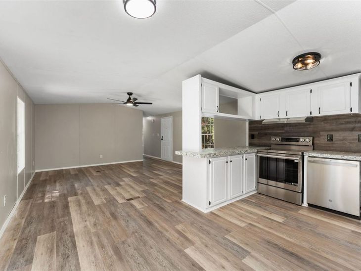 102 Tree Farm Road, Hawthorne, FL 32640