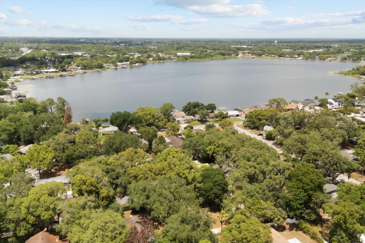 107 E Lauren Court, Casselberry, FL 32730 Photo