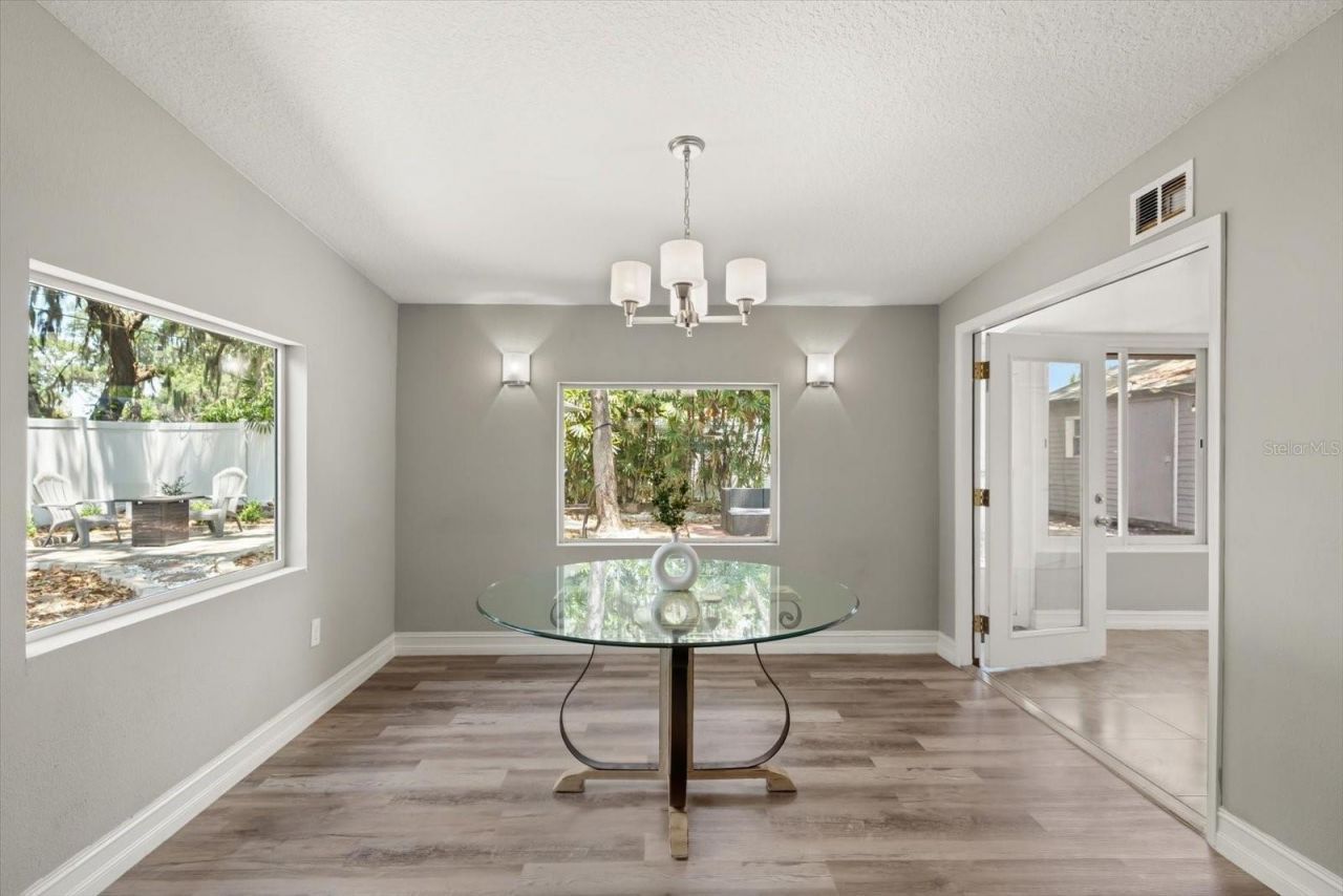 107 E Lauren Court, Casselberry, FL 32730 Photo