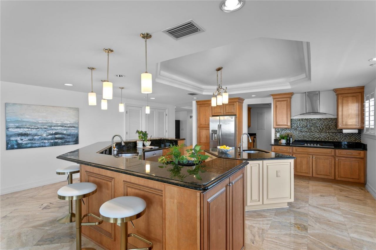 19730 Gulf Boulevard, Unit 400, Indian Rocks Beach, FL 33785 Photo