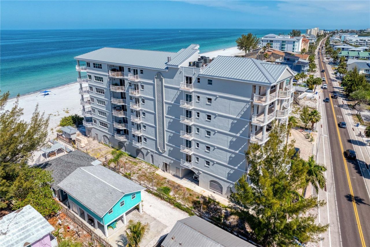 19730 Gulf Boulevard, Unit 400, Indian Rocks Beach, FL 33785 Photo