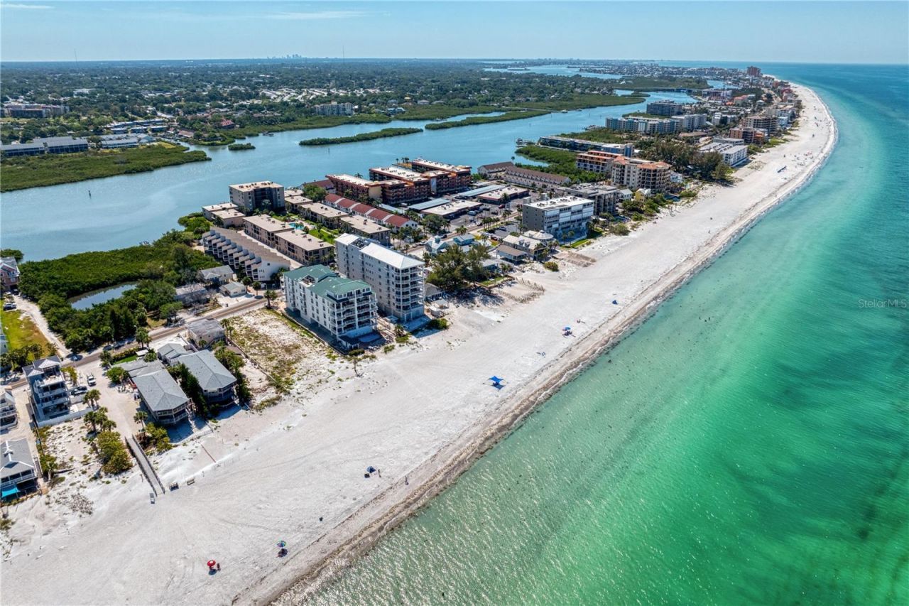 19730 Gulf Boulevard, Unit 400, Indian Rocks Beach, FL 33785 Photo