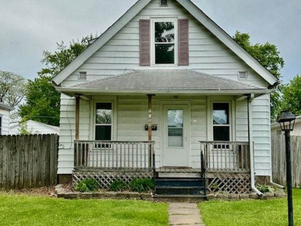 2123 S CENTRAL Avenue, Burlington, IA 52601