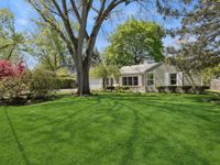 19762 W West Shore Drive, Mundelein, IL 60060 primary photo