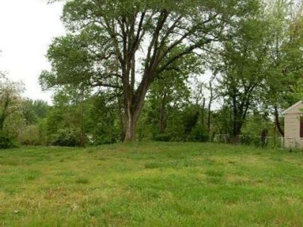 605 Hillcrest Street, Knob Noster, MO 65336