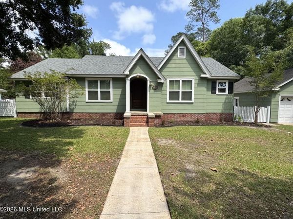 4102 Washington Avenue, Gulfport, MS 39507