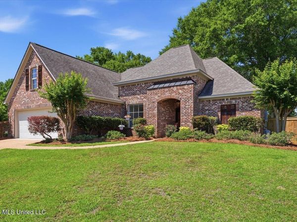 306 Cedar Stone Court, Florence, MS 39073