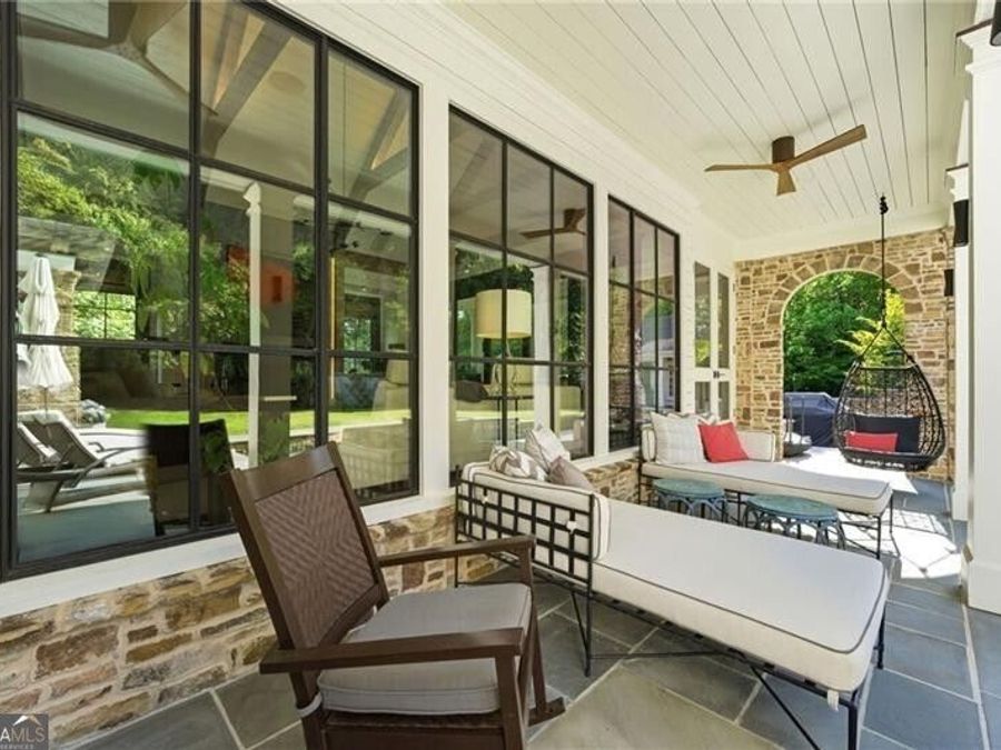 Property Image 123
