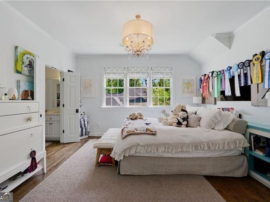 Property Image 80