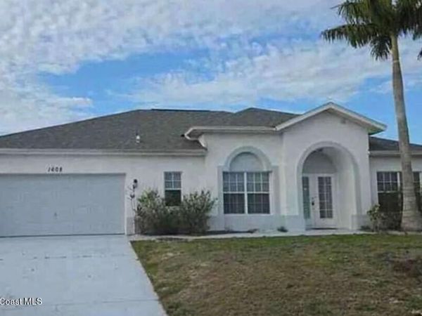 1608 SW 13th Terrace , Cape Coral, FL 33993