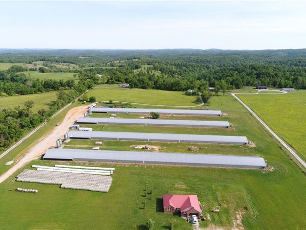 5706 Hwy 127 , Rogers, AR 72758