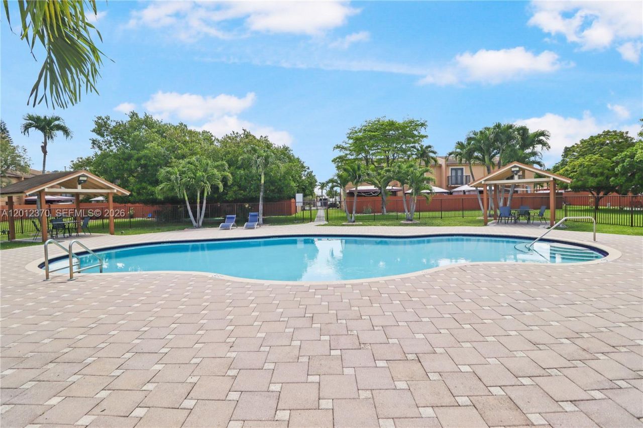 3859 SW 99th Ave , Unit 8, Miami, FL 33165 Photo