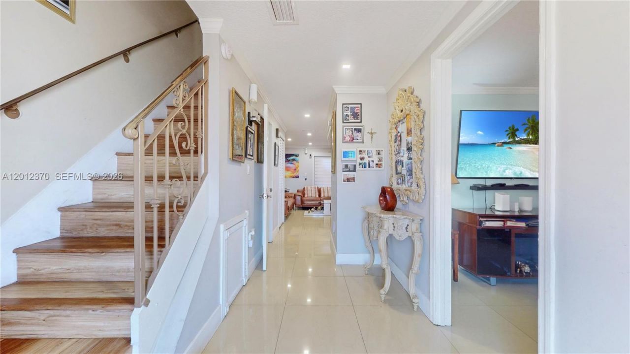 3859 SW 99th Ave , Unit 8, Miami, FL 33165 Photo