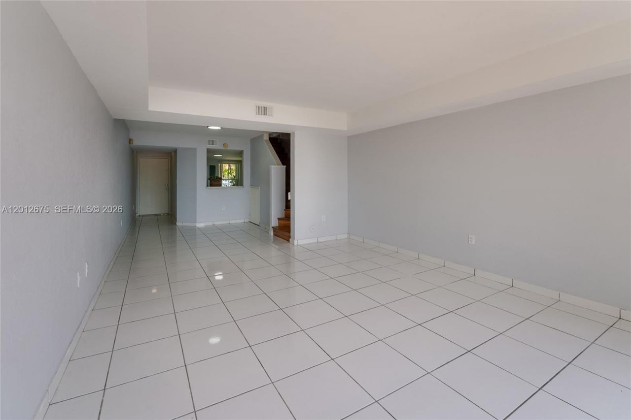 12348 NW 11th Ln, Unit 1010, Miami, FL 33182 Photo
