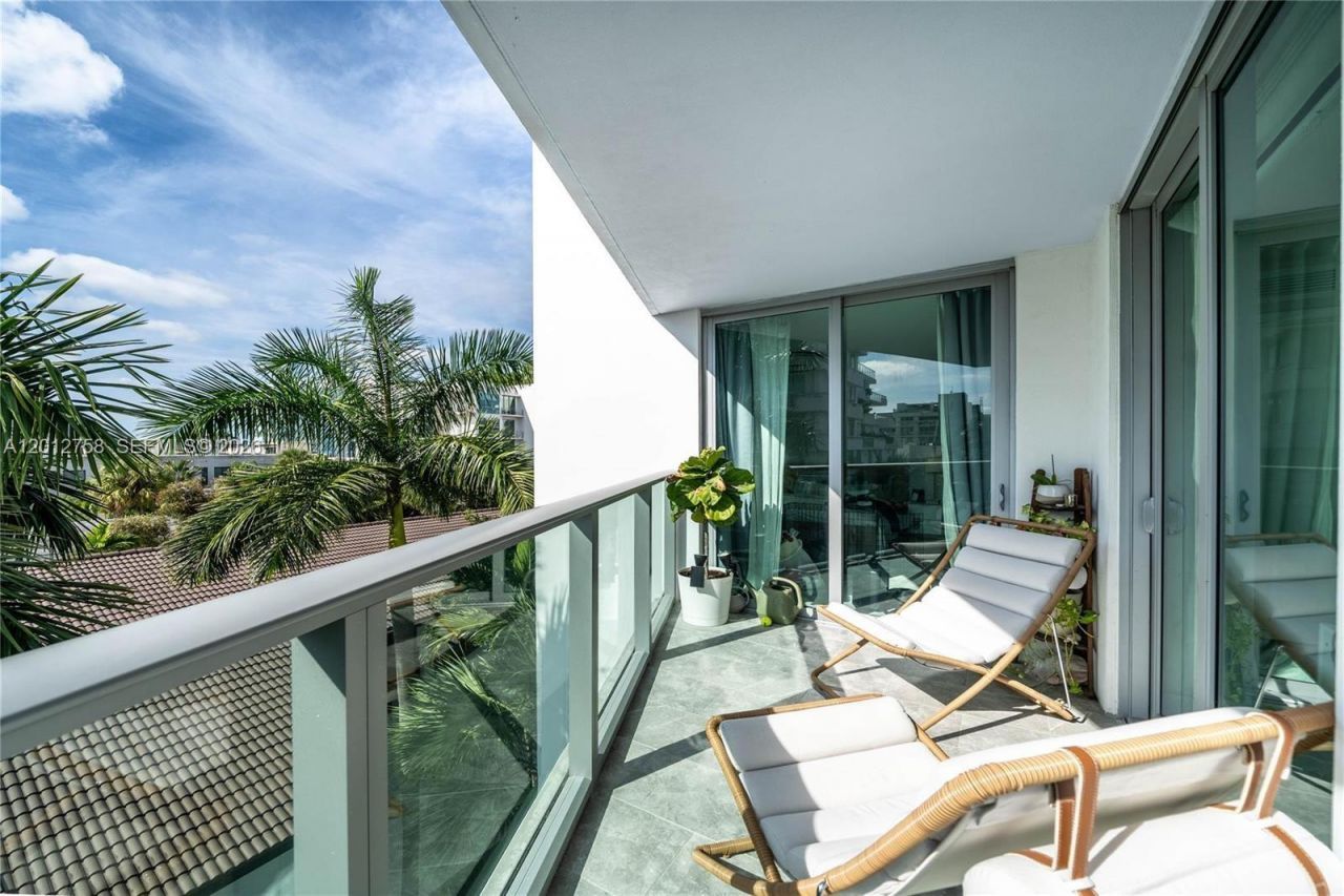 1133 102nd St , Unit 504, Bay Harbor Islands, FL 33154 Photo