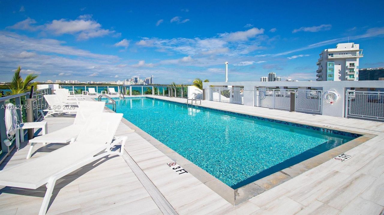 1133 102nd St , Unit 504, Bay Harbor Islands, FL 33154 Photo