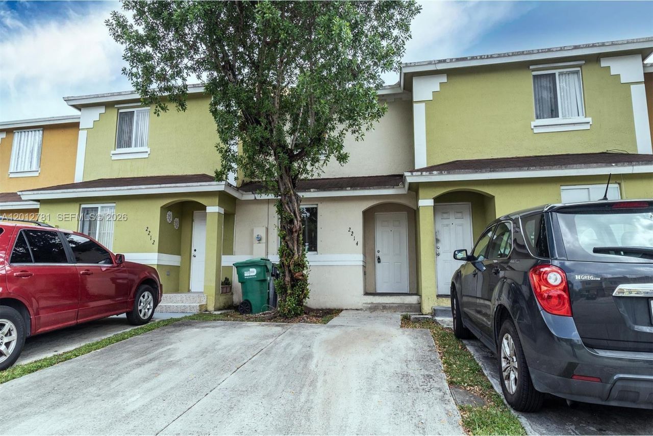 2214 NW 135th Ter, Opa Locka, FL 33054 Main Photo
