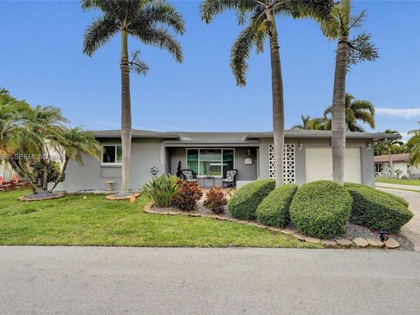 4722 NW 44th Ct, Tamarac, FL 33319