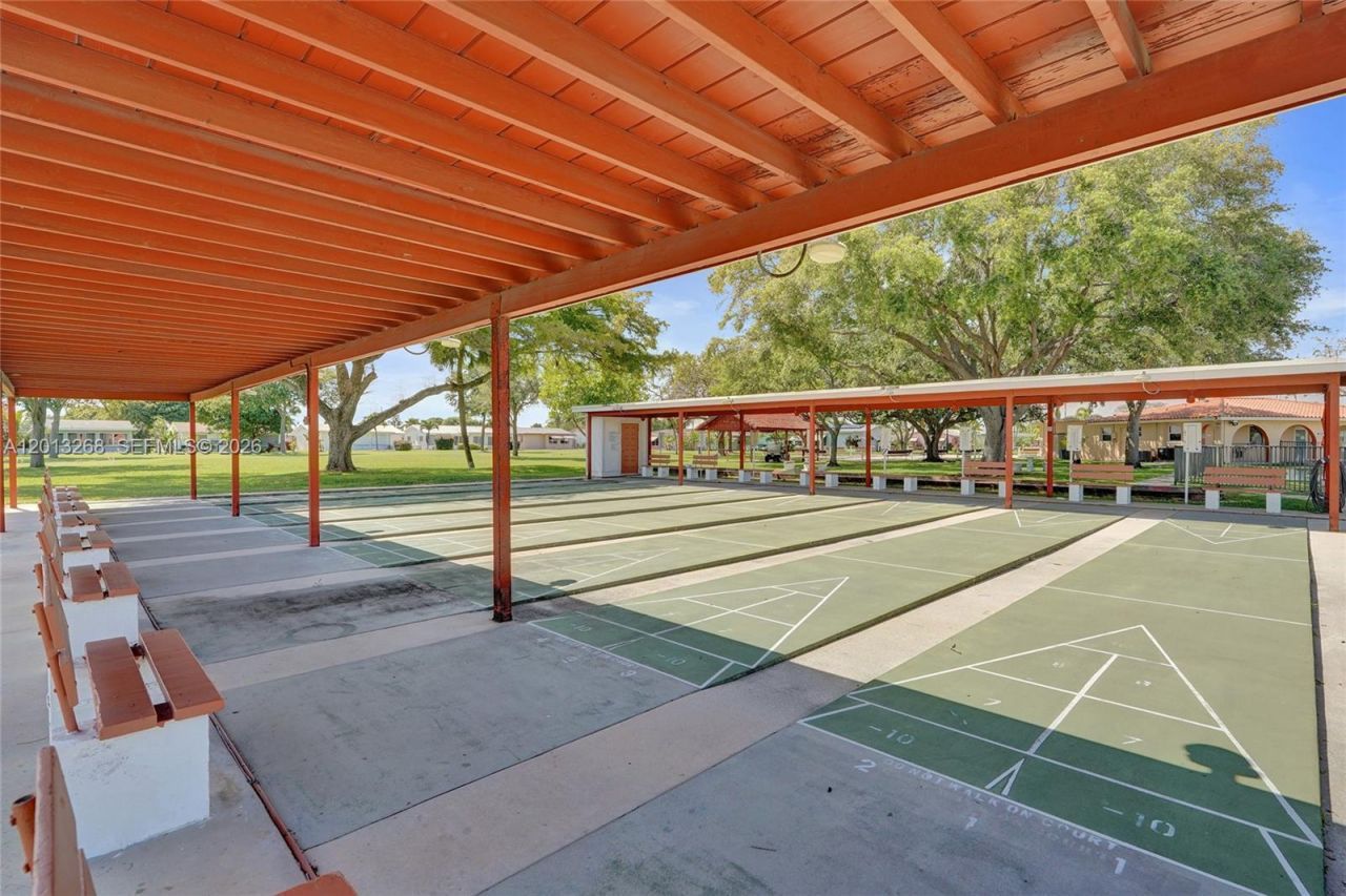 4722 NW 44th Ct, Tamarac, FL 33319 Photo