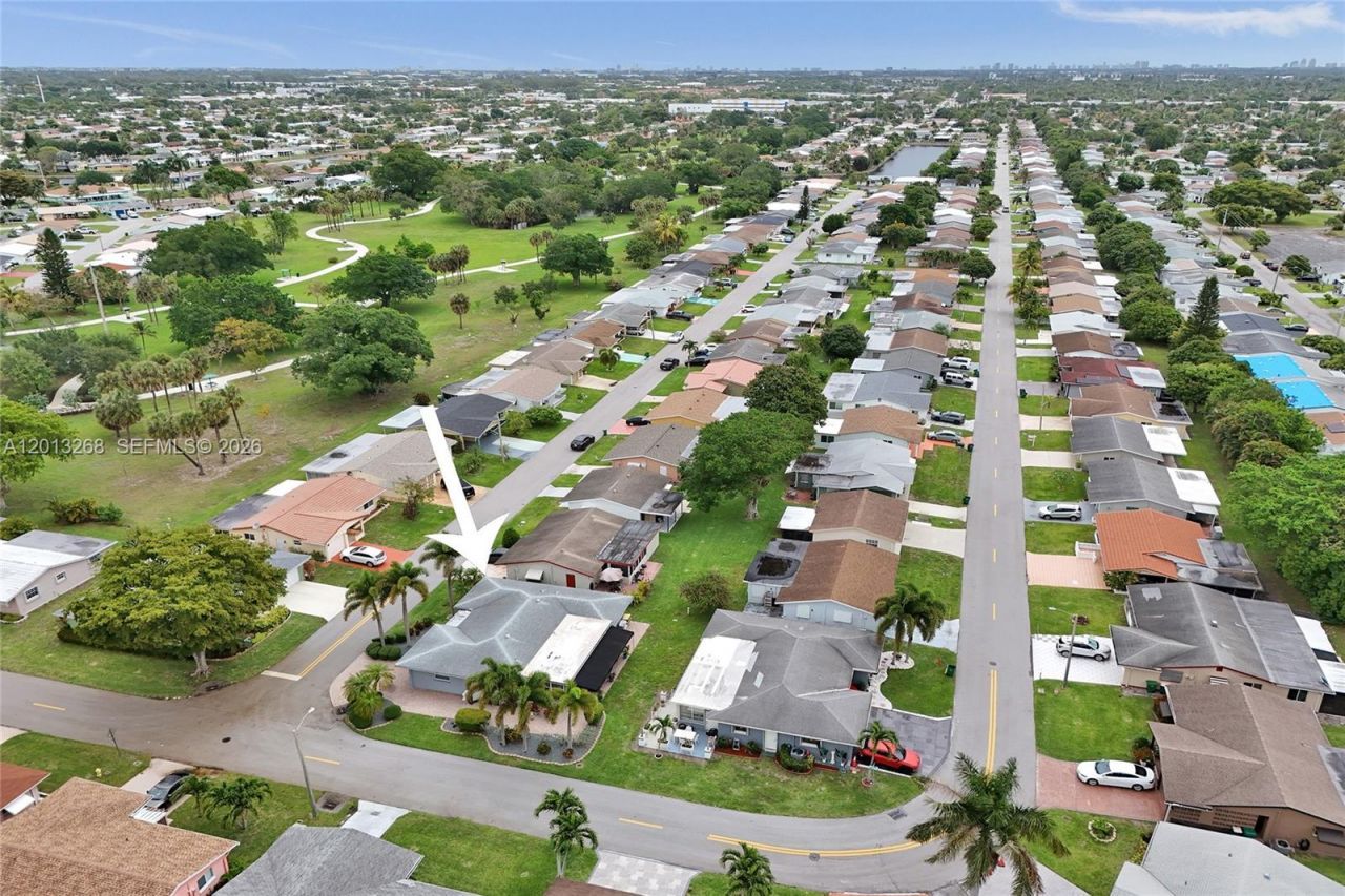 4722 NW 44th Ct, Tamarac, FL 33319 Photo