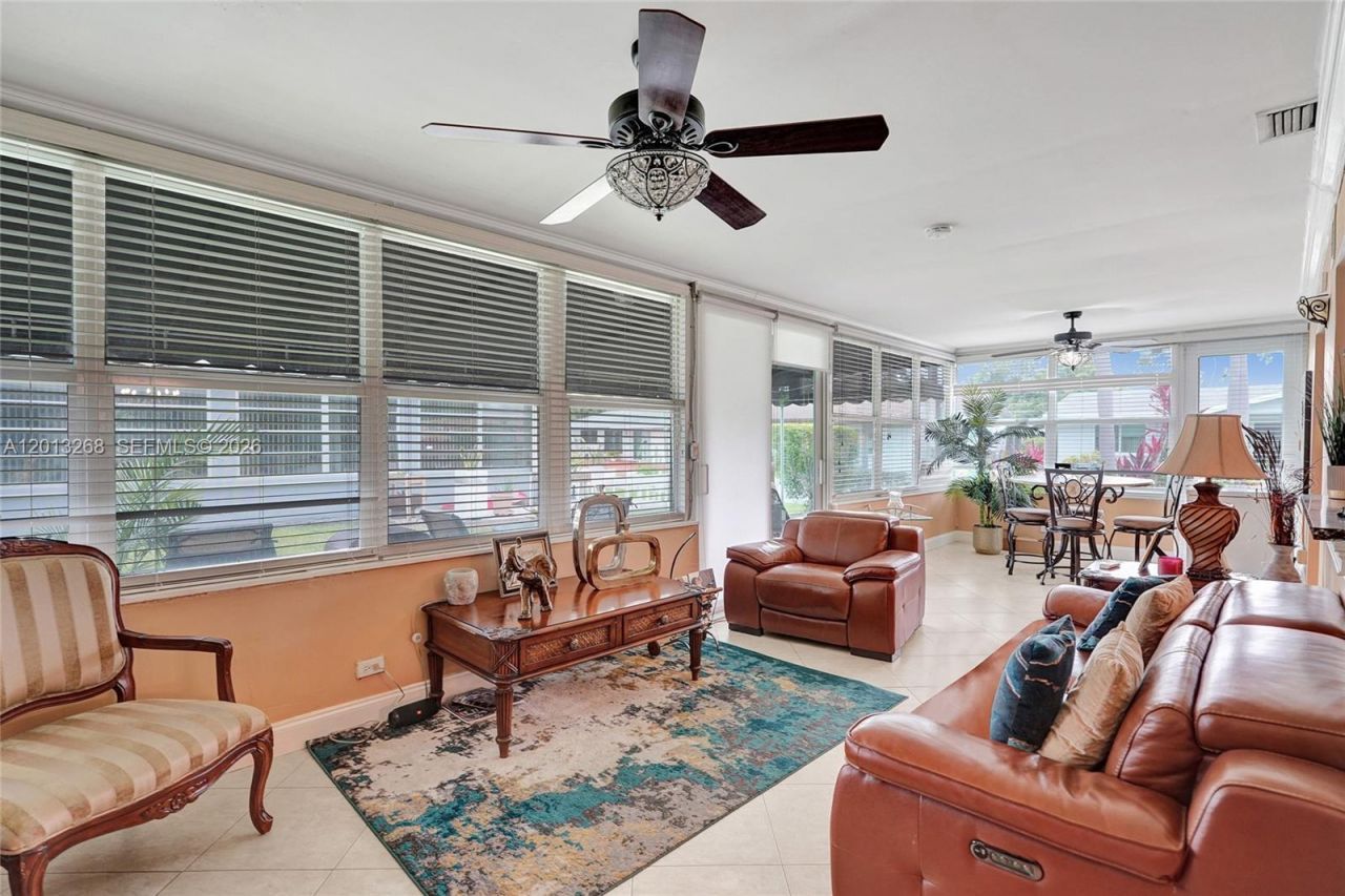 4722 NW 44th Ct, Tamarac, FL 33319 Photo