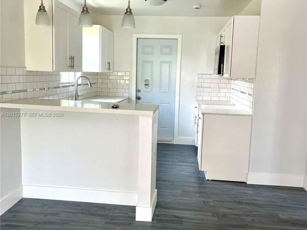 2331 NW 55th Ter , Miami, FL 33142