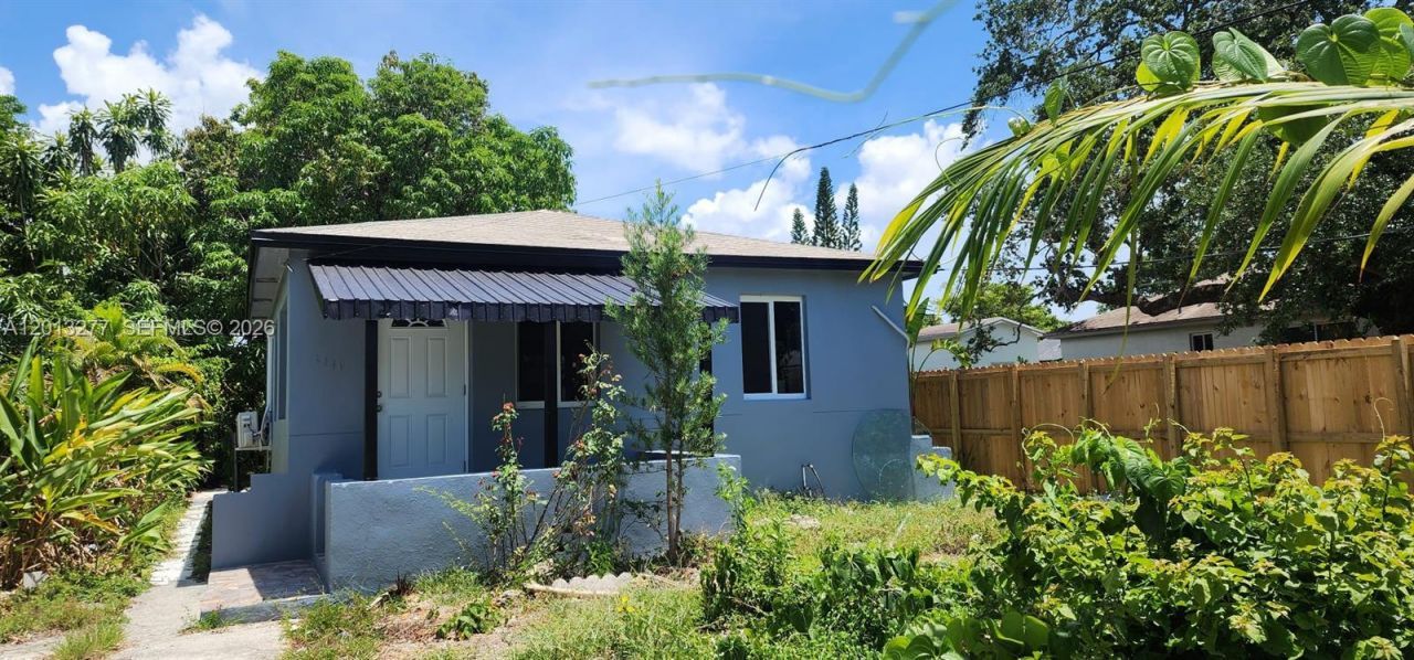 2331 NW 55th Ter , Miami, FL 33142 Photo