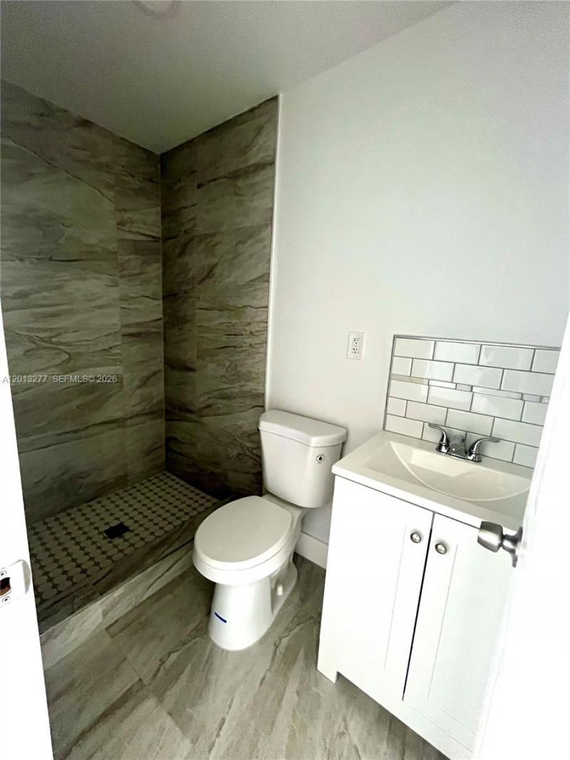 2331 NW 55th Ter , Miami, FL 33142 Photo