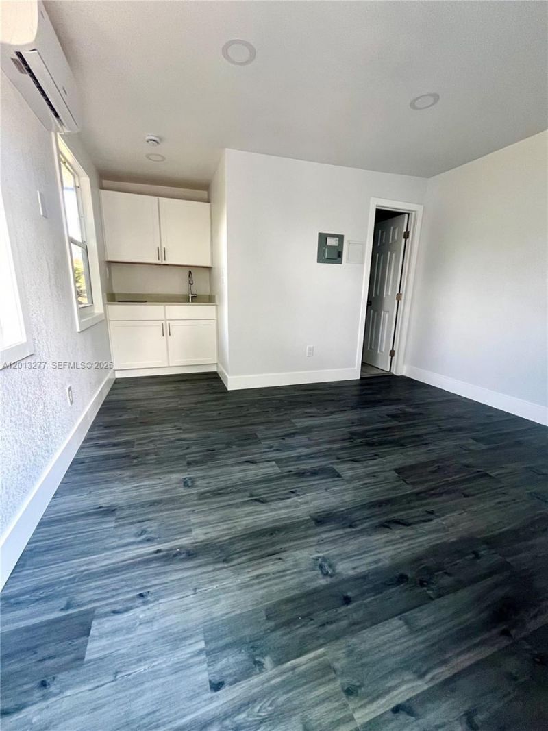 2331 NW 55th Ter , Miami, FL 33142 Photo