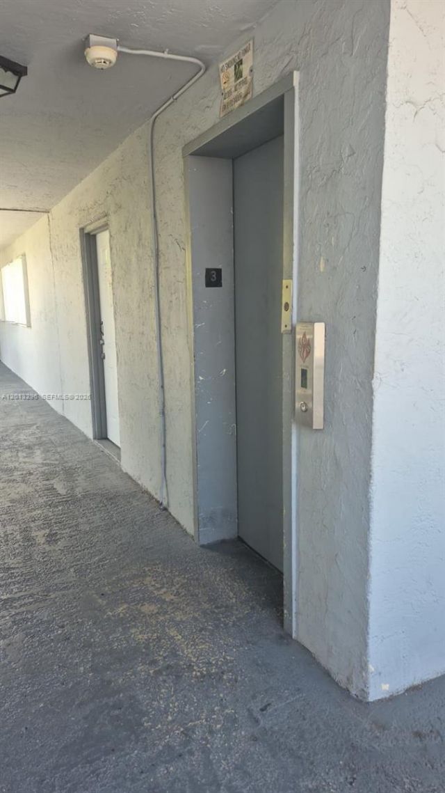 1735 W 60th St, Unit M329, Hialeah, FL 33012 Photo