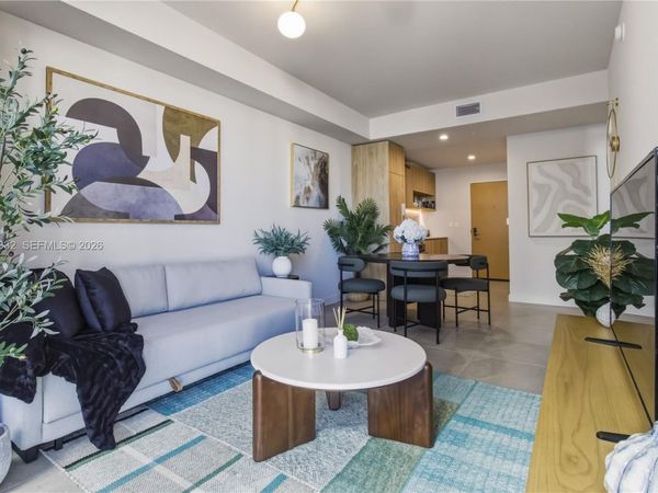 11 NE 6 , Unit 1513, Miami, FL 33132