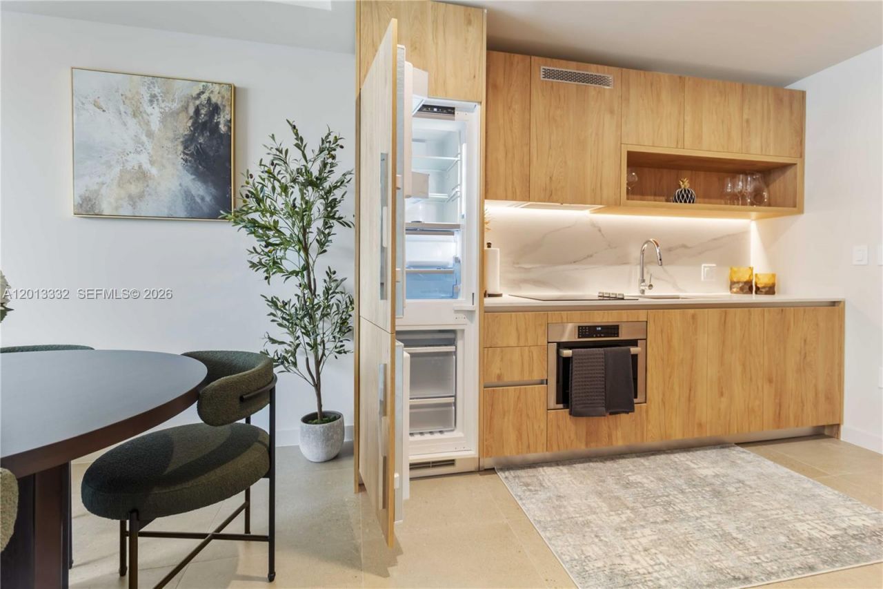 11 NE 6th St, Unit 1513, Miami, FL 33132 Photo