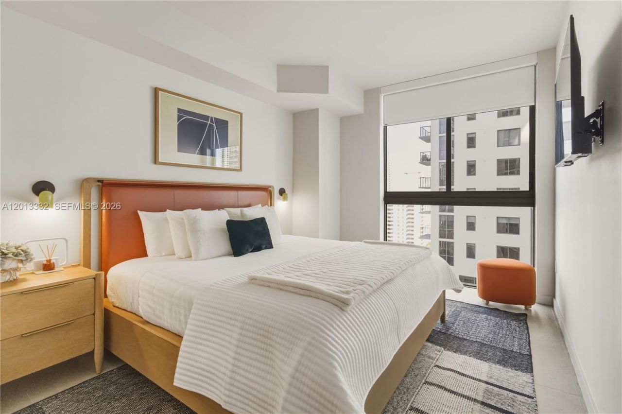 11 NE 6th St, Unit 1513, Miami, FL 33132 Photo