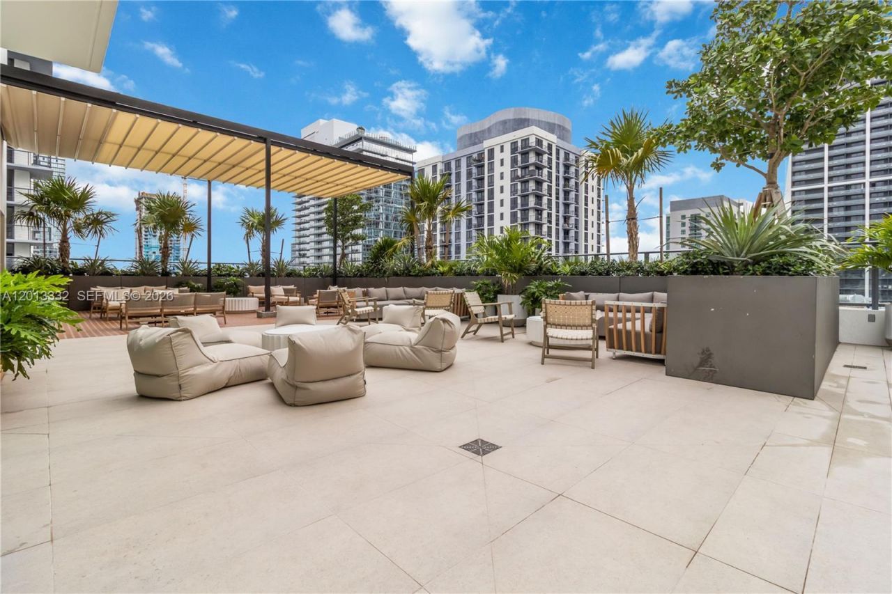 11 NE 6th St, Unit 1513, Miami, FL 33132 Photo