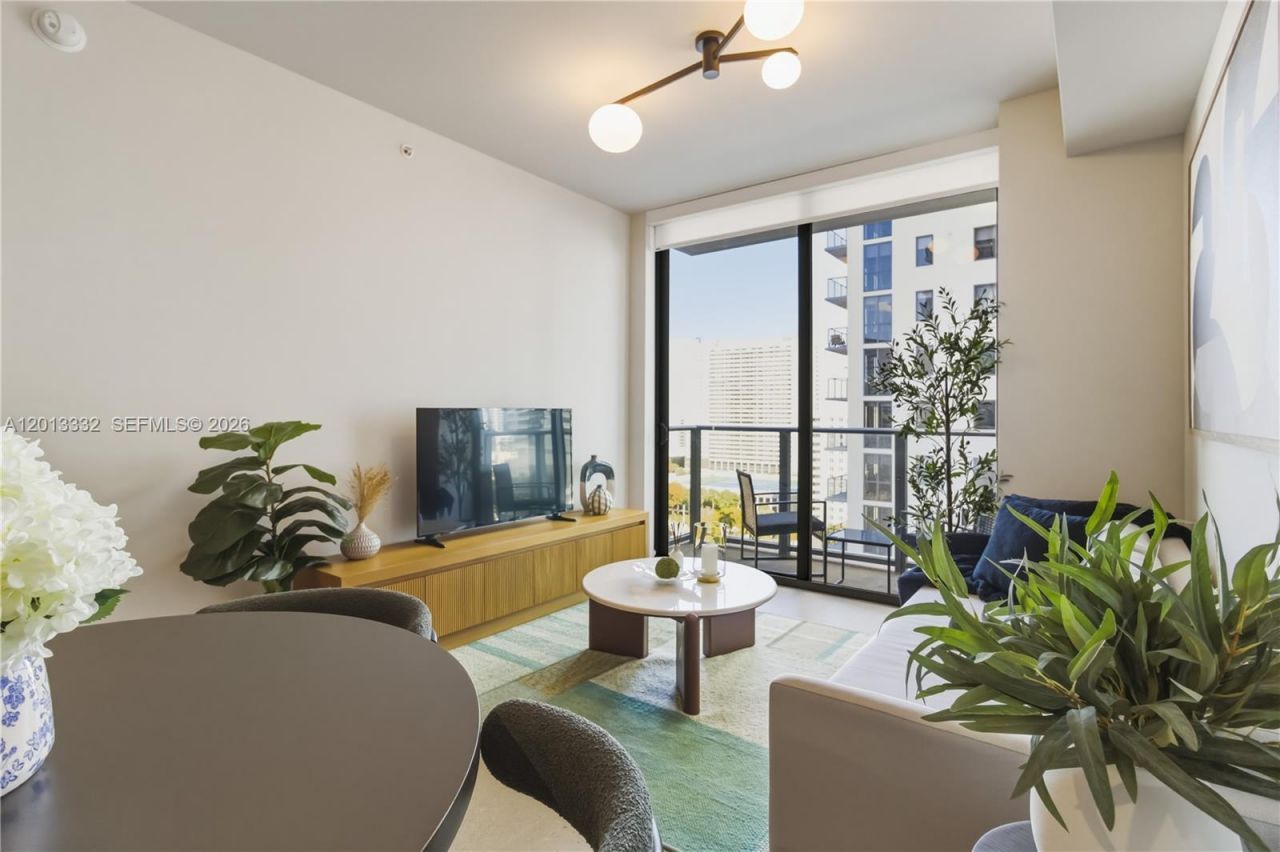 11 NE 6th St, Unit 1513, Miami, FL 33132 Photo