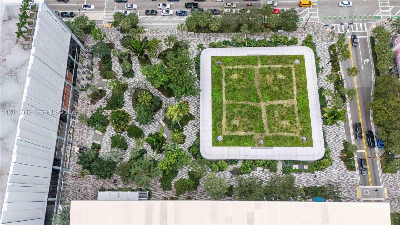 11 NE 6th St, Unit 1513, Miami, FL 33132 Photo