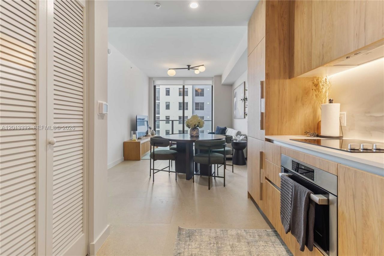 11 NE 6th St, Unit 1513, Miami, FL 33132 Photo