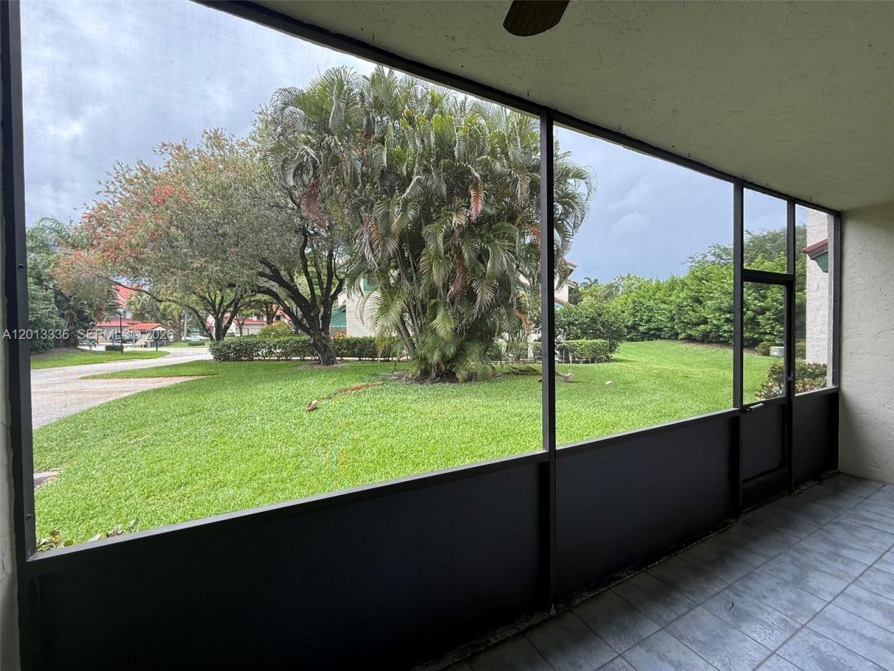 24 Lexington Ln W, Unit A, Palm Beach Gardens, FL 33418 Photo