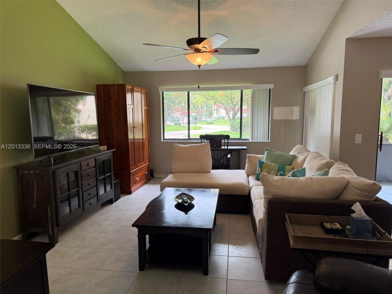 24 Lexington Ln W, Unit A, Palm Beach Gardens, FL 33418 Photo