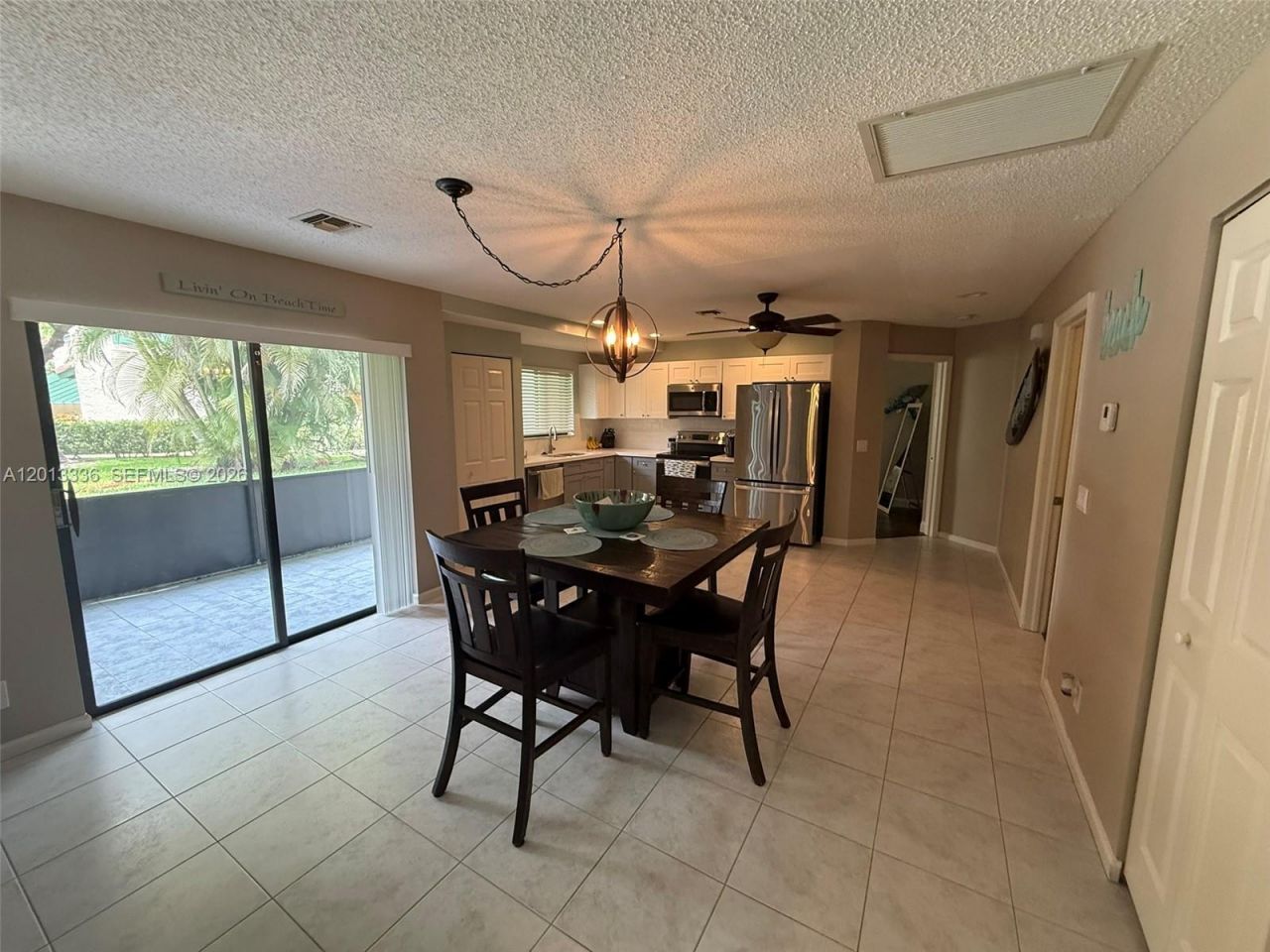 24 Lexington Ln W, Unit A, Palm Beach Gardens, FL 33418 Photo