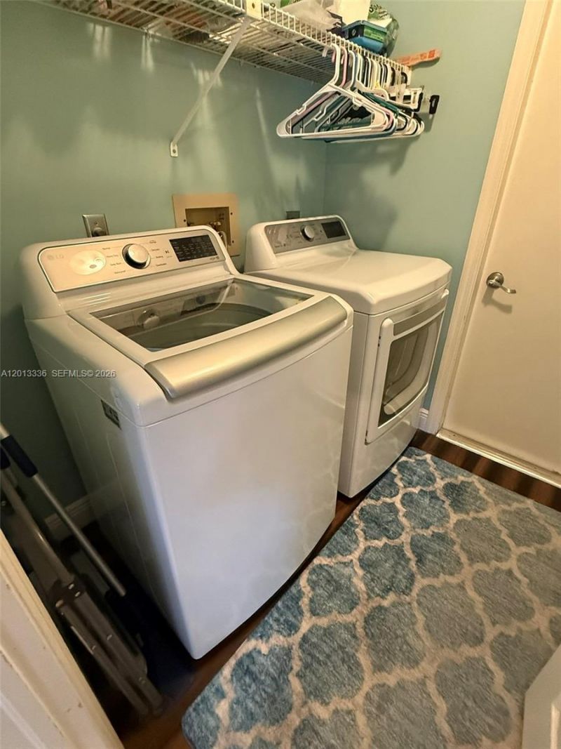 24 Lexington Ln W, Unit A, Palm Beach Gardens, FL 33418 Photo