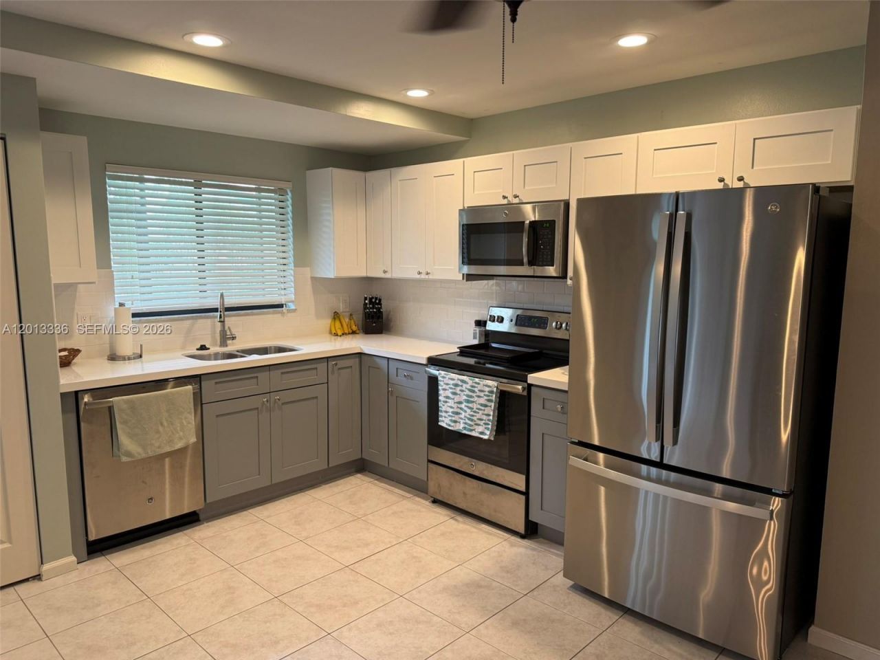 24 Lexington Ln W, Unit A, Palm Beach Gardens, FL 33418 Photo