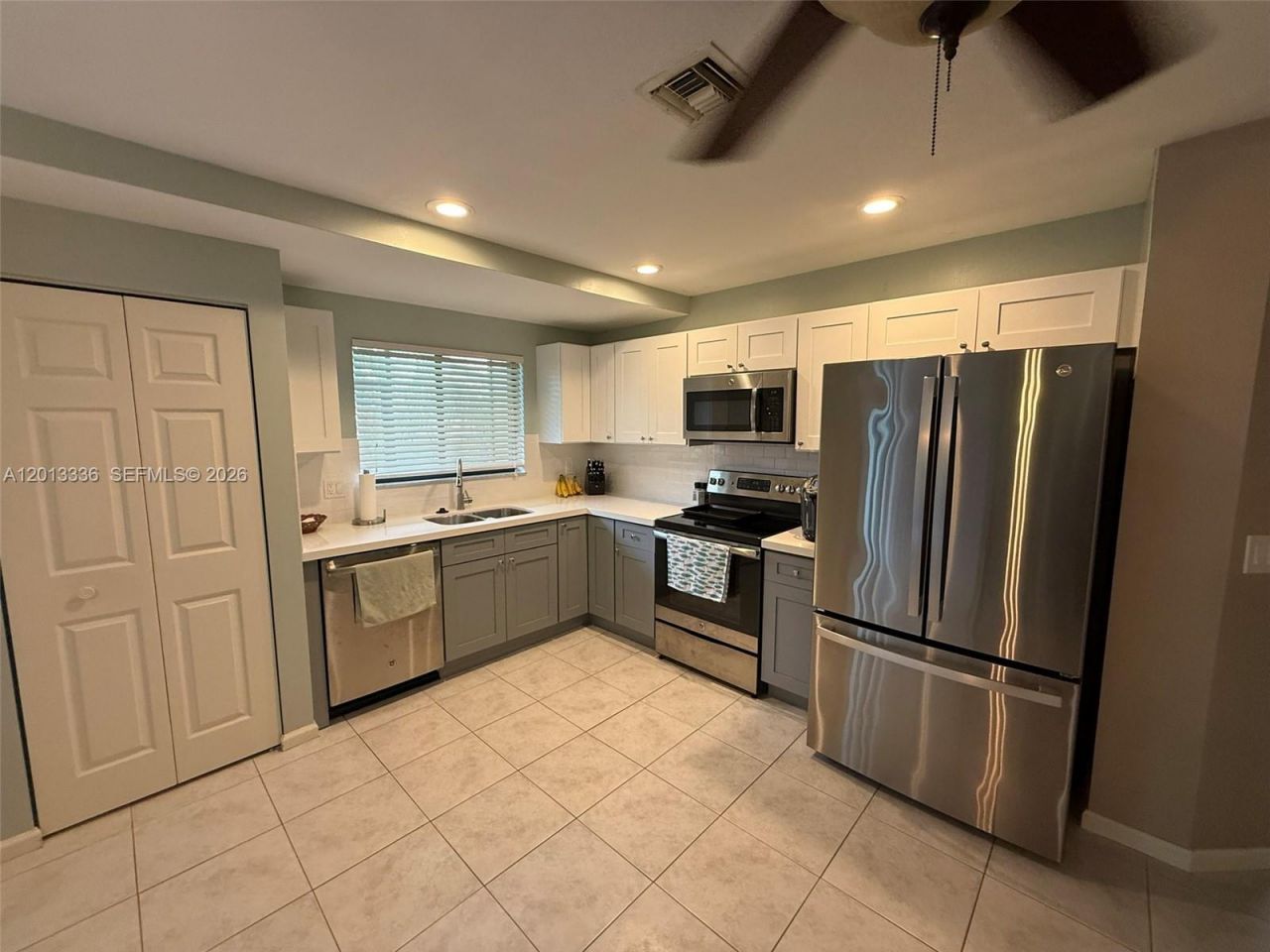 24 Lexington Ln W, Unit A, Palm Beach Gardens, FL 33418 Photo