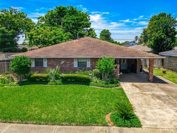 3319 PITTARI Place, New Orleans, LA 70131