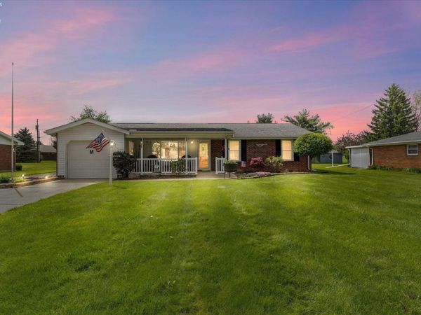 213 Beechwood Drive, Tiffin, OH 44883
